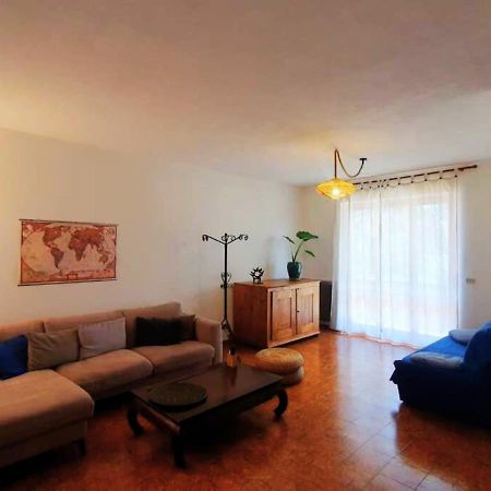 El Lugo Apartment Кола Экстерьер фото