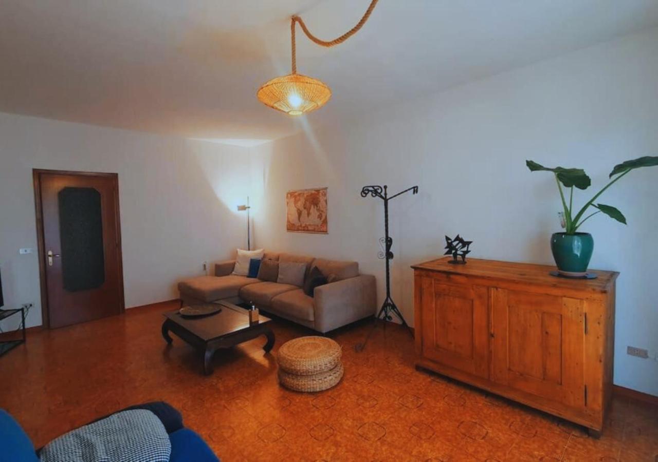 El Lugo Apartment Кола Экстерьер фото